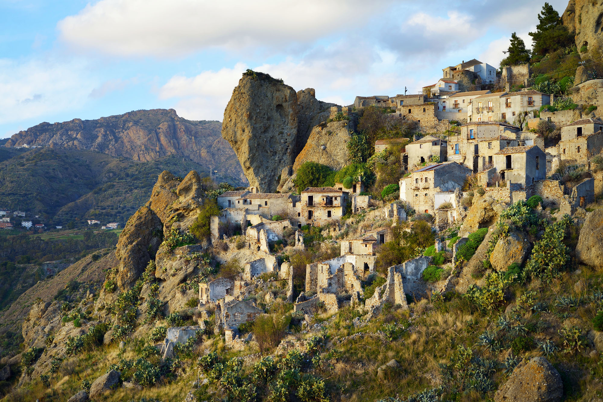 7 reasons you should hike Italy’s Cammino Basiliano | Insight Guides Blog