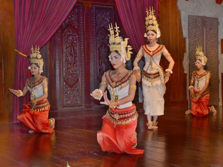 The Cambodian Royal Ballet cultural features - Famous Cultural Features ...