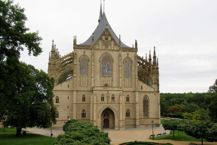 Fairytale Czech Republic and Hungary - image 2