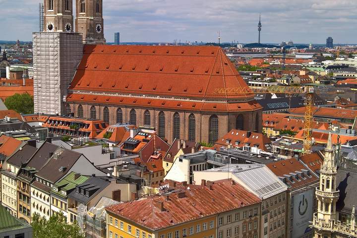 Capitals of Europe - Berlin, Prague, Vienna and more - image 10