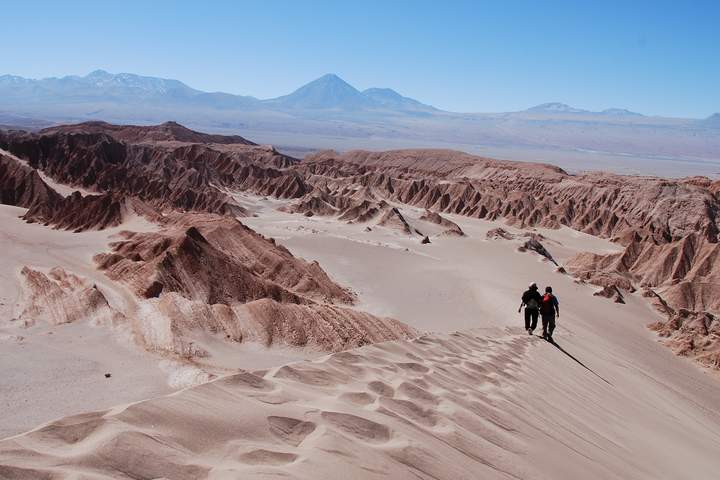 Luxurious Chile - Atacama Desert & Easter Island