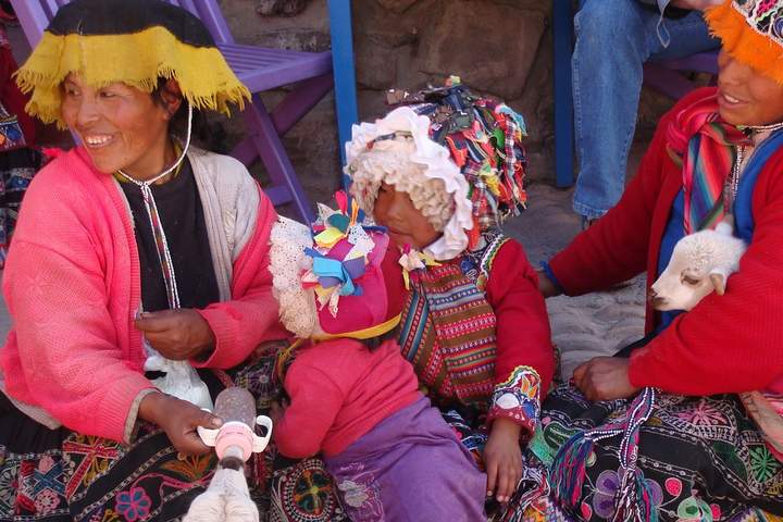 Best Machu Picchu and Galapagos Islands Tour Package - image 9