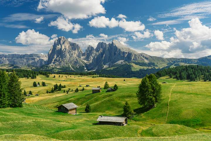 Italian Peaks and Waters: Venice, Dolomites, Lake Garda - image 9