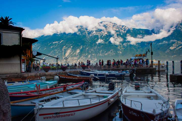 Italian Peaks and Waters: Venice, Dolomites, Lake Garda - image 13