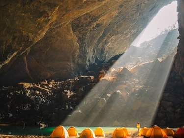 UNTAMED VIETNAM - 17 DAYS 16 NIGHTS