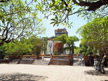 Amazing Vietnam & Beach Stay
