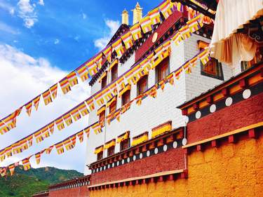 Panorama of Yunnan: From Hong Kong to the Tibetan Highlands