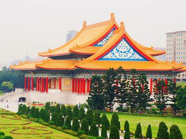 The Essentials of Taiwan