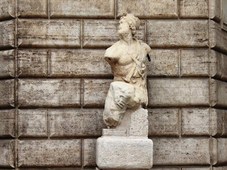 Talking Statues cultural features Famous Cultural Features in Talking